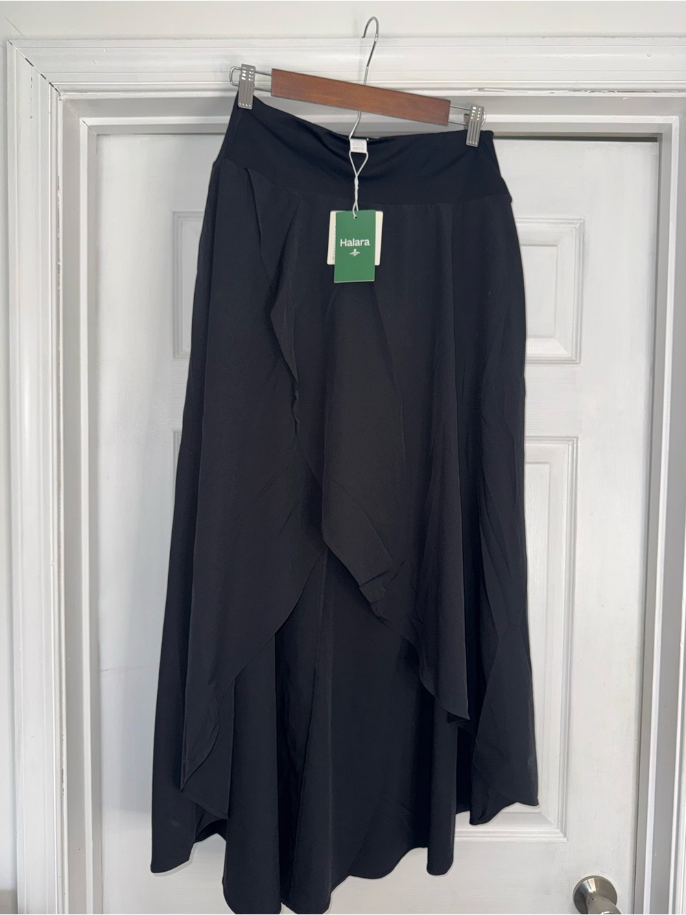 NWT Halara Breezefull High-Low High Waisted Ruffle 2-in-1 Maxi Skirt Black M 8 - Picture 5 of 11